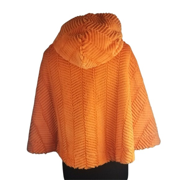 NWT Sew Sweet Minky Designs RARE Reversible Hooded Shawl Wrap Poncho Hoodie Coat - Picture 3 of 10